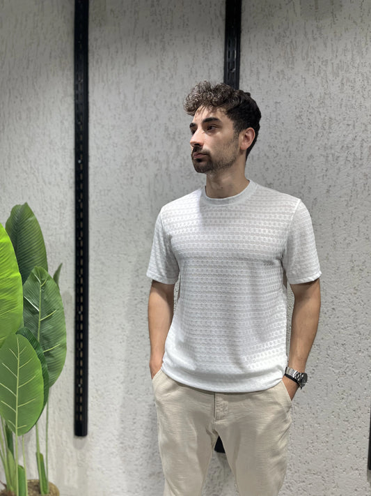 Kare Desenli Basic Tişört