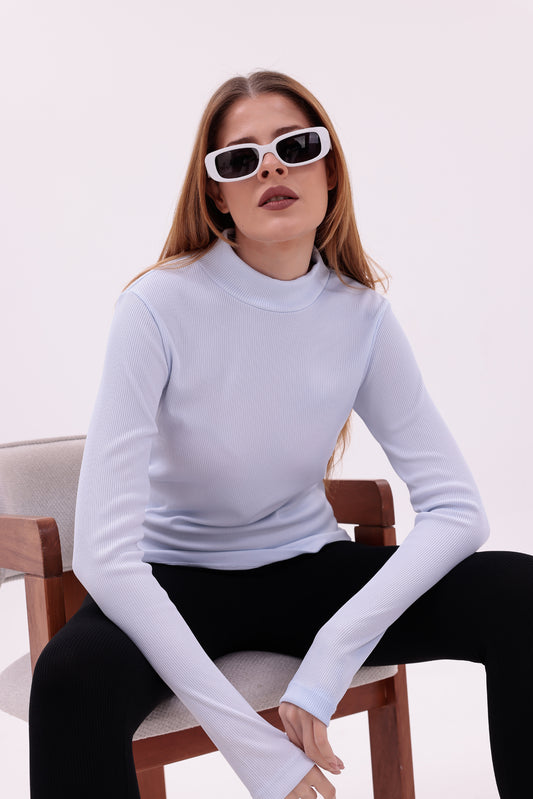 Yarım Balıkçı Yaka Parmak Detaylı Fit Body