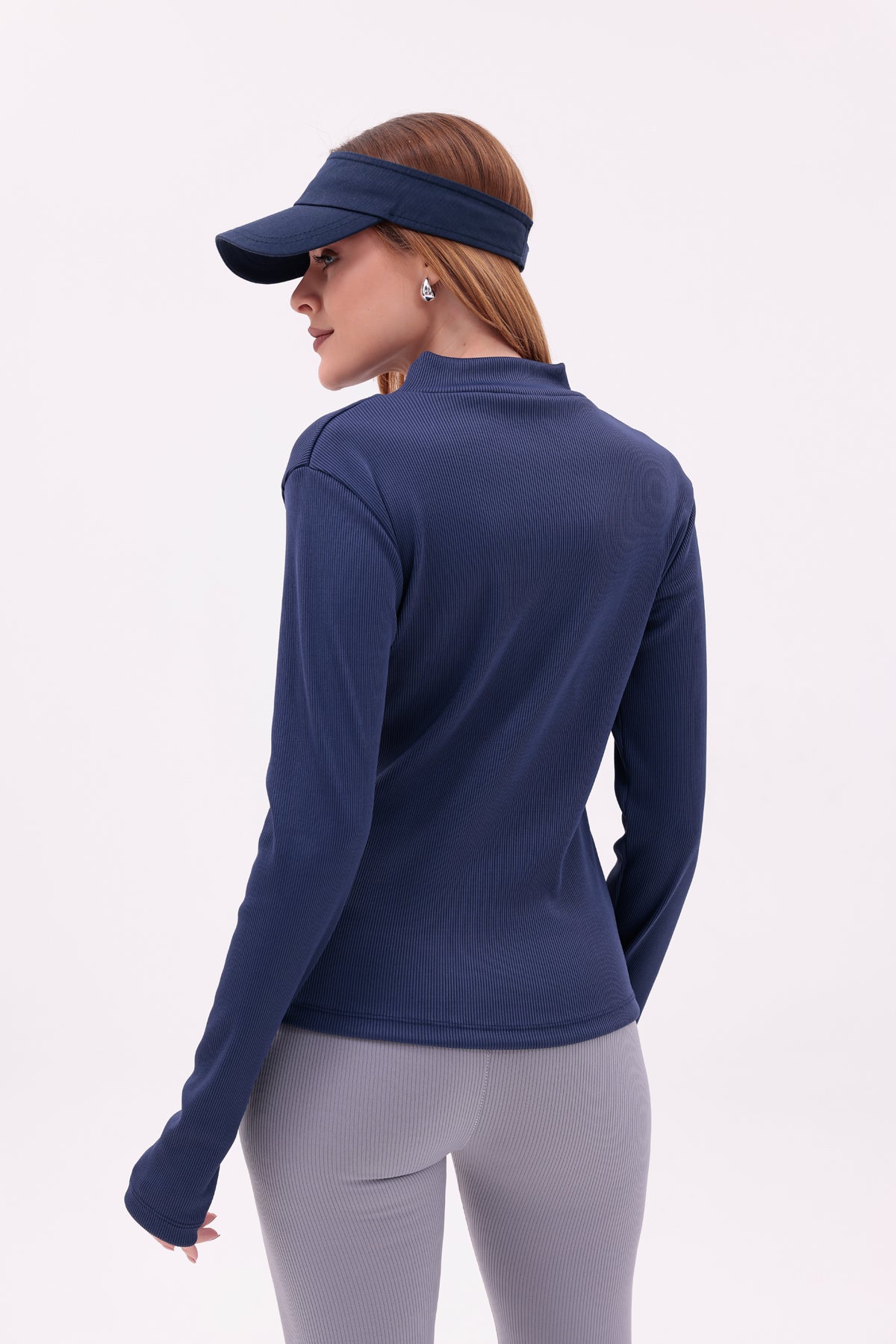 Yarım Balıkçı Yaka Parmak Detaylı Fit Body